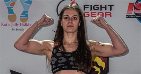 MMA fighter Alice Ardelean has claimed that she was forced to move gyms after the wives of the male athletes there complained about her OnlyFans page. . Alice ardelean only fans